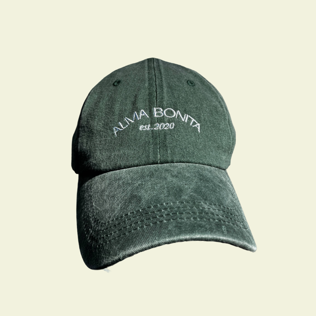 Jesus Loves You hat